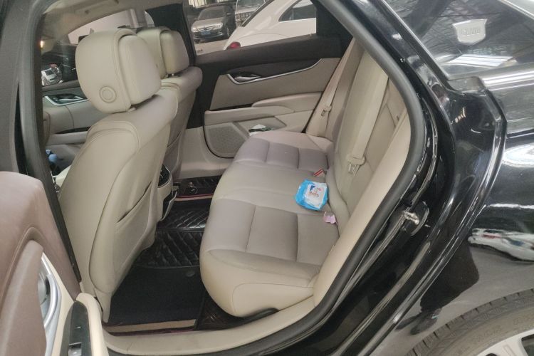 凯迪拉克XTS 2014款 28T 舒适型中控内饰7004