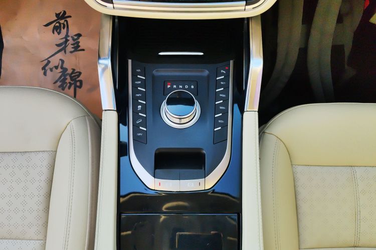 众泰T700 2017款 1.8T 双离合尊贵型局部细节18