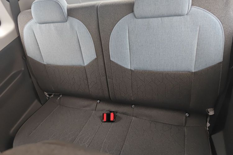 吉利银河 2024款 熊猫mini 200km 耐力熊中控内饰21