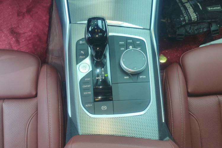 宝马4系 2022款 425i Gran Coupe M运动曜夜套装局部细节18