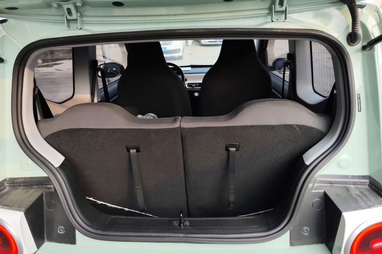 五菱汽车 宏光MINIEV 2024款 第三代 215km 青春版机舱底盘23