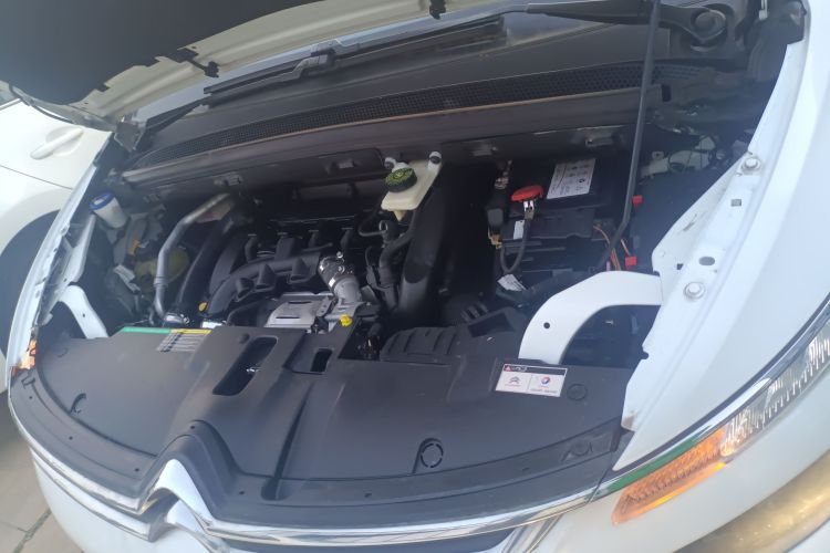 雪铁龙 C4 PICASSO 2015款 1.6T 时尚型 5座局部细节24