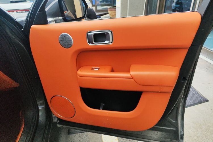 理想汽车 理想L8 2023款 Air中控内饰42