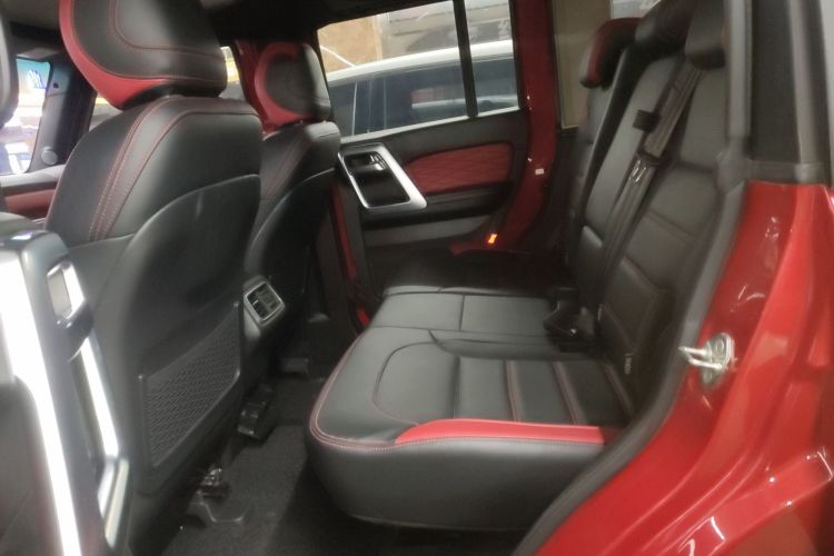 北京越野 北京BJ40 2018款 PLUS 2.3T 自动四驱尊享版 国V中控内饰21