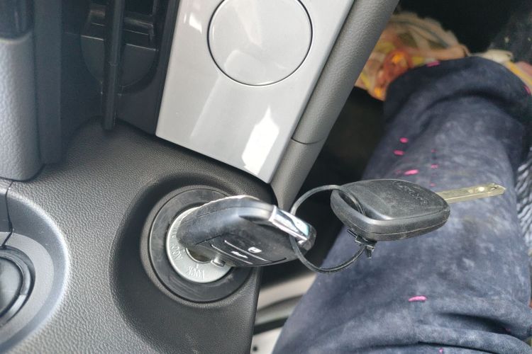 长安启源 长安Lumin 2024款 130km 清悦款中控内饰11