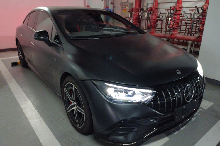奔驰EQE AMG 2023款 AMG EQE 53 4MATIC+车身外观3