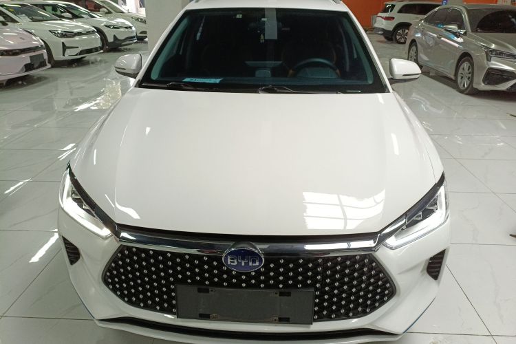 比亚迪e2 2021款 豪华型车身外观2