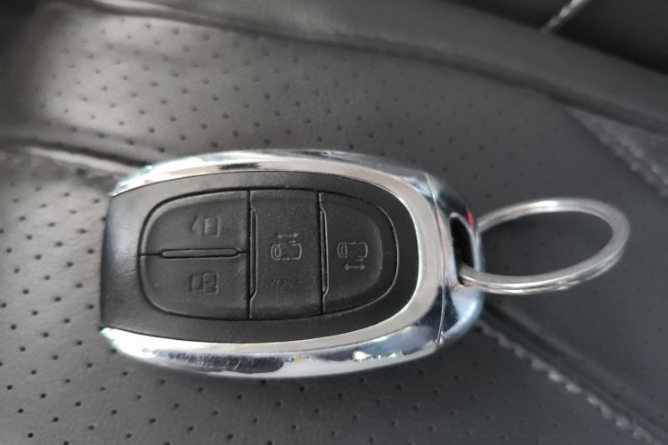 上汽大通MAXUS 大通G20 2020款 2.0T 汽油自动智尊版中控内饰11