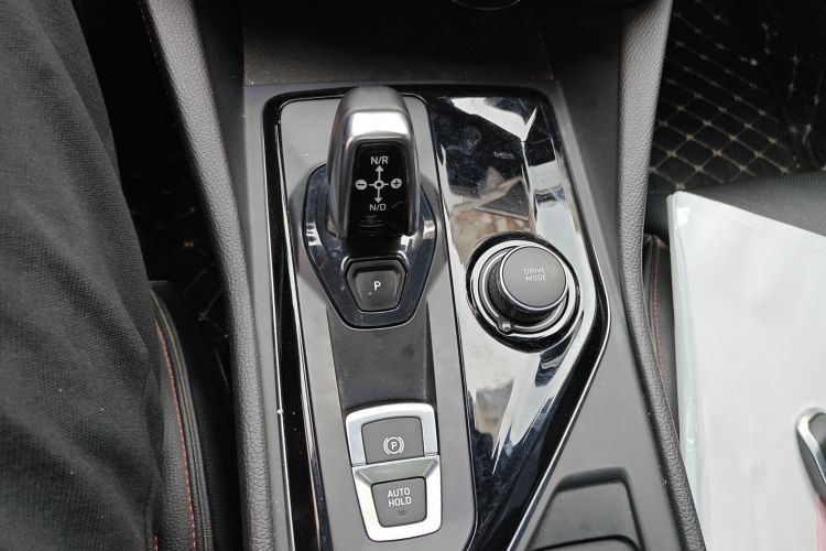 领克03 2019款 1.5TD DCT劲Pro版 国VI中控内饰18