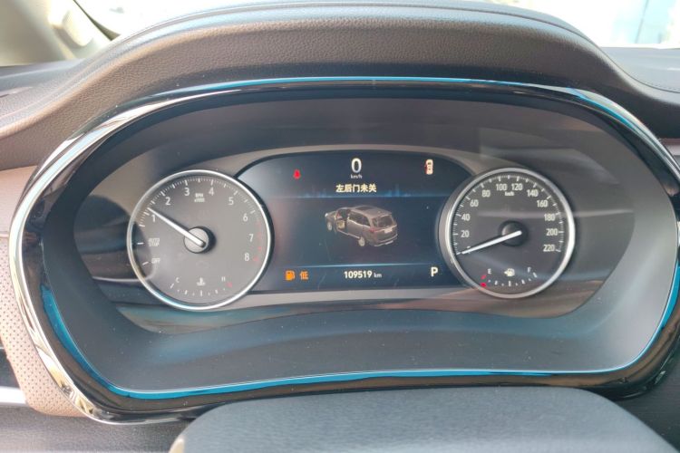 别克GL8 2021款 陆上公务舱 652T 舒适型中控内饰14