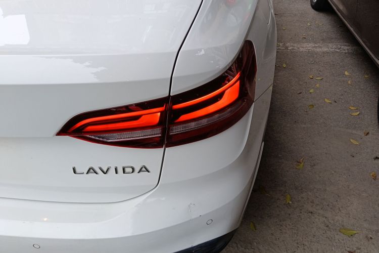 大众 朗逸 2023款 改款 1.5L 自动得逸版车身外观6006