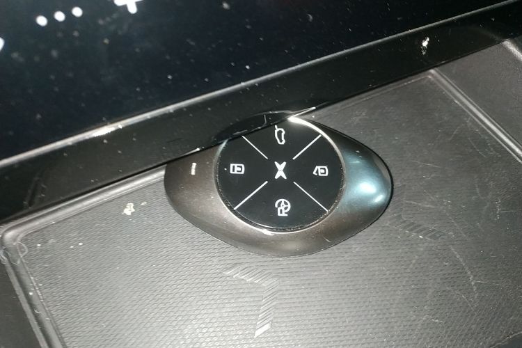 小鹏G3 2020款 460i 智享版中控内饰11