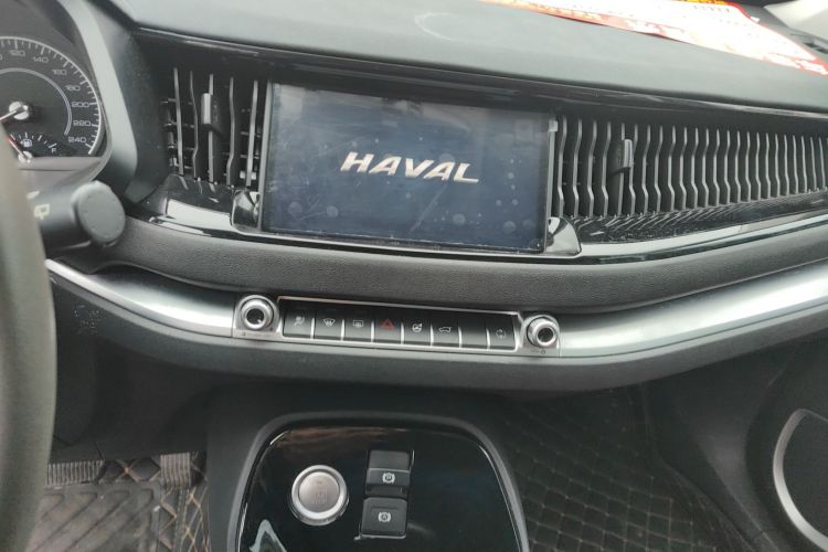 哈弗H2s 2018款 红标 1.5T 双离合风尚型中控内饰16