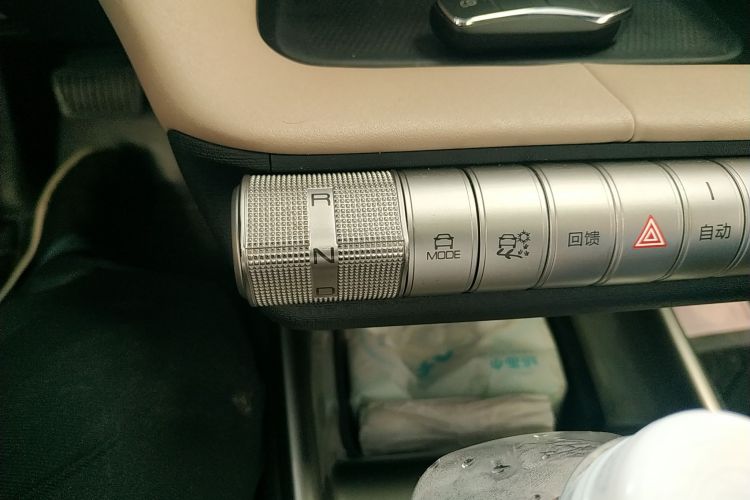 比亚迪 海豚 2023款 420km 时尚版中控内饰18