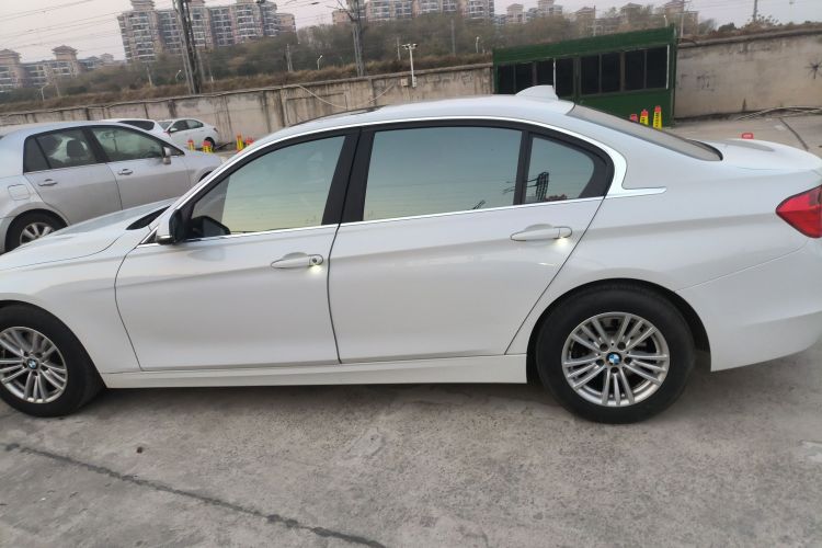 宝马3系 2014款 320Li 时尚型车身外观4