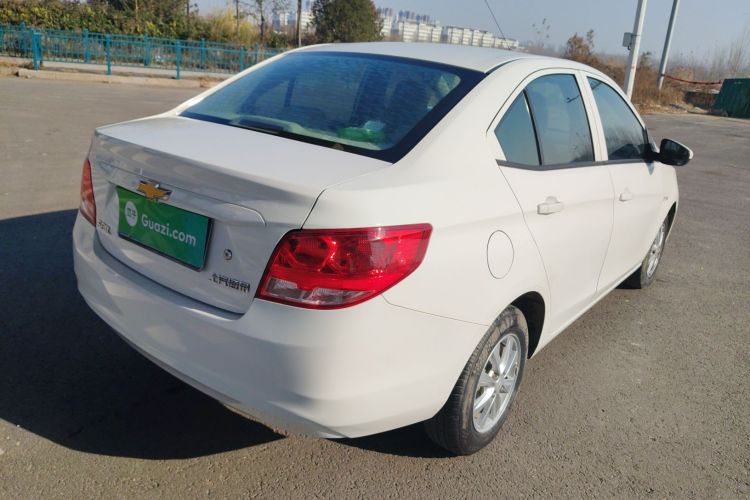 雪佛兰 2018款 赛欧3 1.3L AMT理想版车身外观7