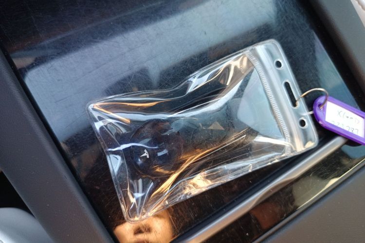 特斯拉 Model X 2019款 长续航版中控内饰11