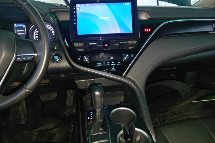 丰田 凯美瑞 2022款 2.0GVP 领先版中控内饰16