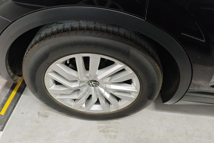 大众 途锐 2021款 2.0TSI 领航特别版车身外观6008