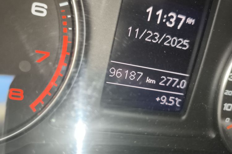 奥迪Q3 2017款 35 TFSI 时尚型中控内饰15