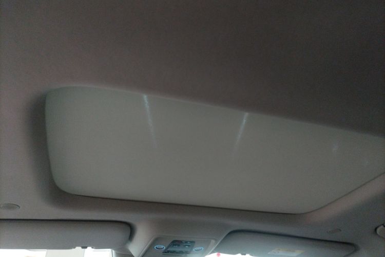 腾势D9 2022款 DM-i 1040 尊贵型局部细节22