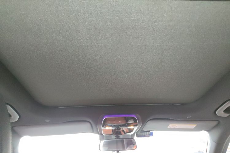 奔驰C级 2022款 改款 C 260 L 运动版局部细节22