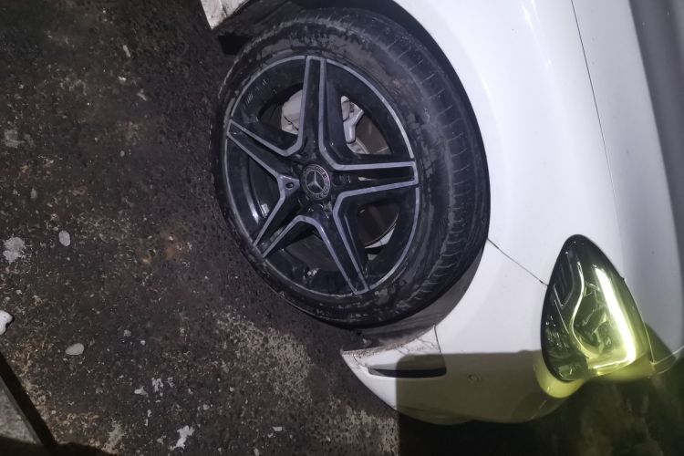 奔驰C级 2021款 C 260 星耀臻藏版车身外观10