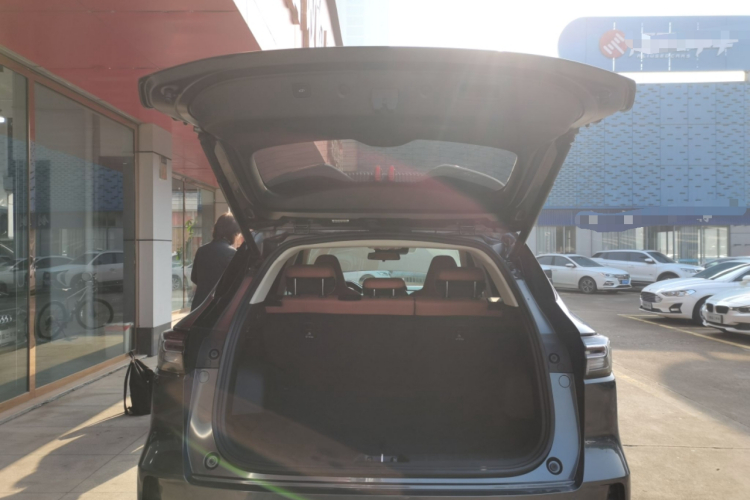 长安CS55PLUS 2024款 第三代 1.5T DCT尊贵型局部细节23