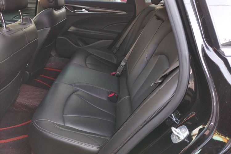 别克 君越 2022款 652T 豪华型中控内饰21