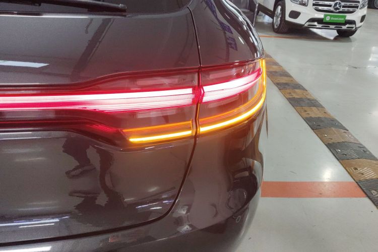 保时捷 2021款 Macan 2.0T车身外观9