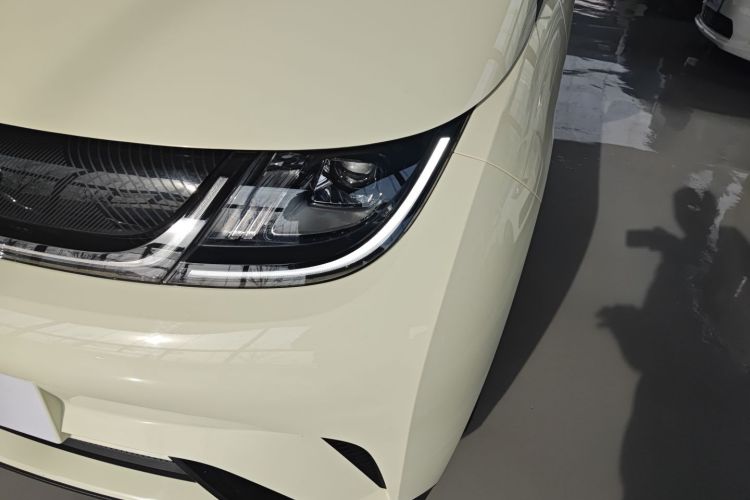 比亚迪 海豚 2023款 420km 自由版局部细节36