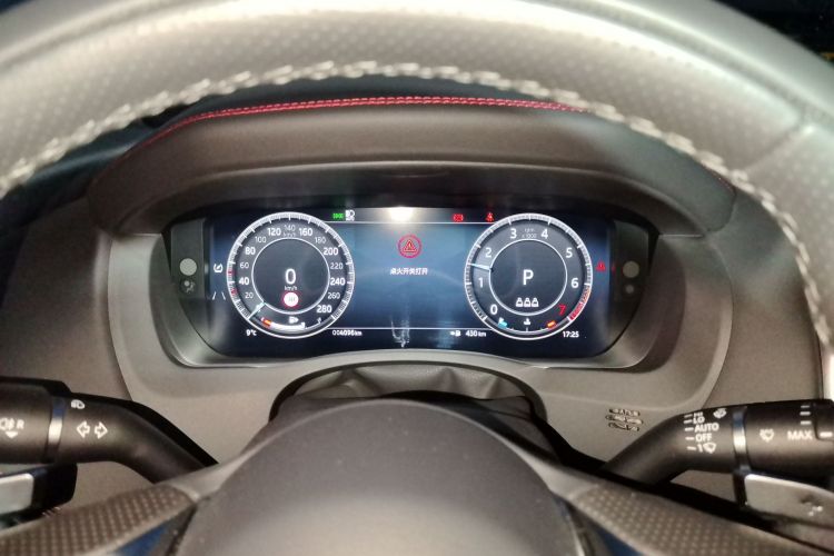 捷豹XEL 2024款 2.0T 250PS R-DYNAMIC S进取运动版中控内饰14