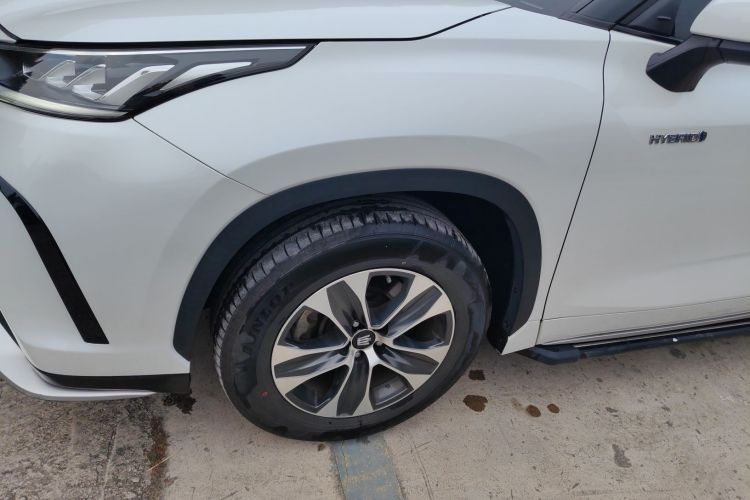 丰田 皇冠陆放 2022款 2.5L HEV两驱精英版车身外观6001