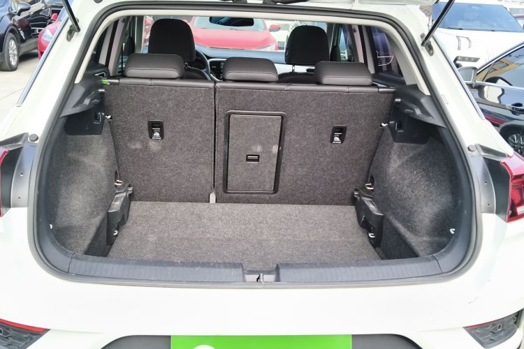 大众 T-ROC探歌 2018款 230TSI DSG两驱进取型 国V局部细节23