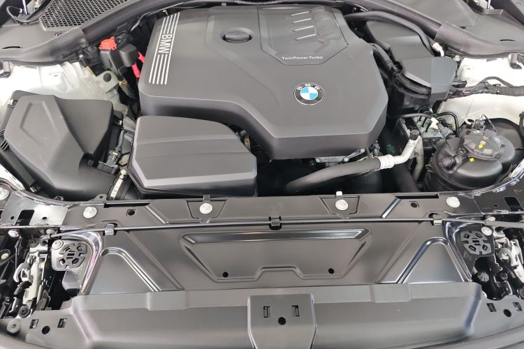 宝马3系 2023款 325Li M运动套装机舱底盘24