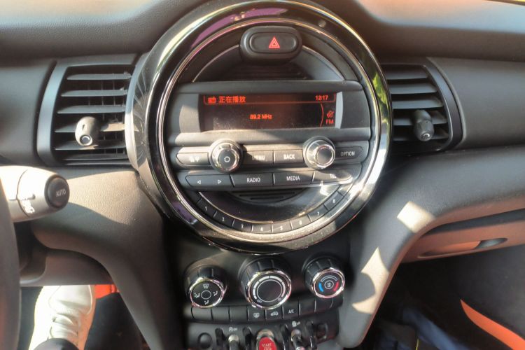 MINI 2014款 1.2T ONE+中控内饰16