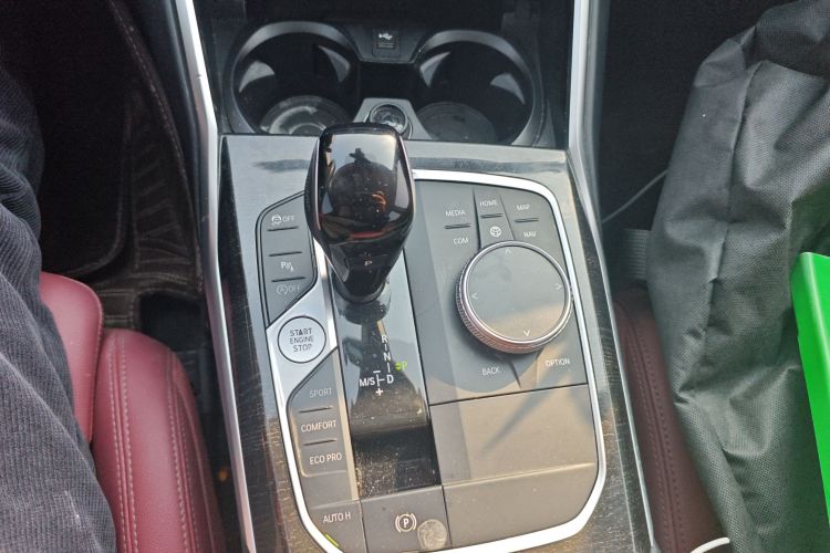 宝马3系 2022款 改款 325Li M运动套装局部细节18