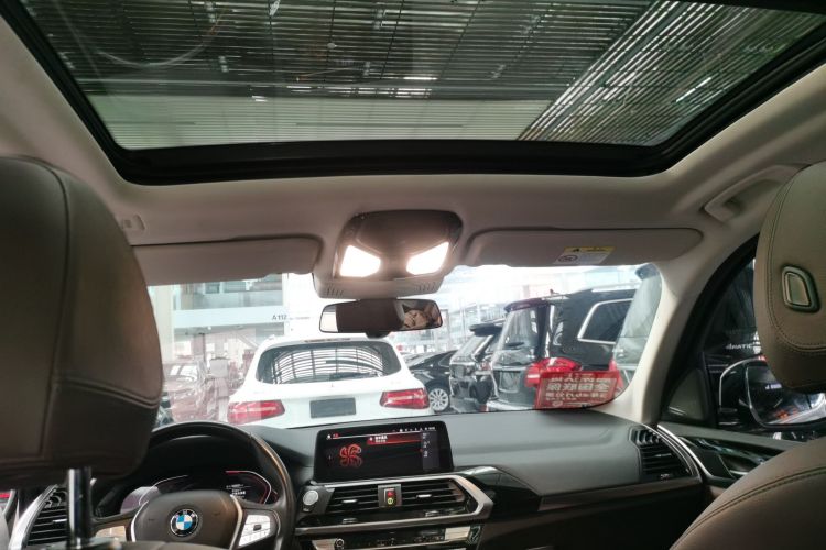 宝马X3 2020款  xDrive25i 豪华套装中控内饰22