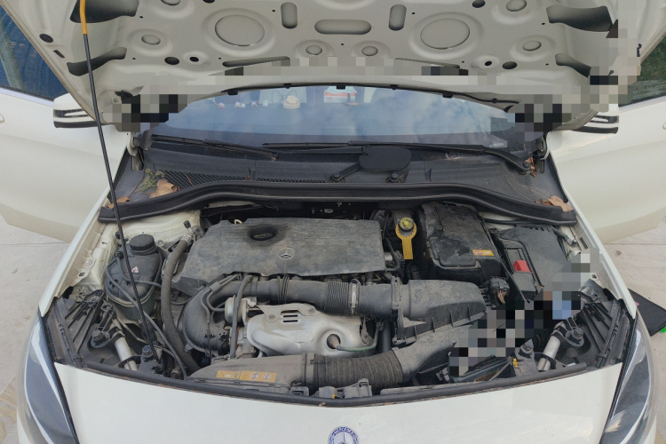 奔驰B级 2015款 B 200 动感型局部细节24