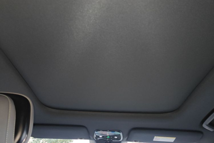 领克08 EM-P 2025款 220km 四驱性能Halo局部细节22