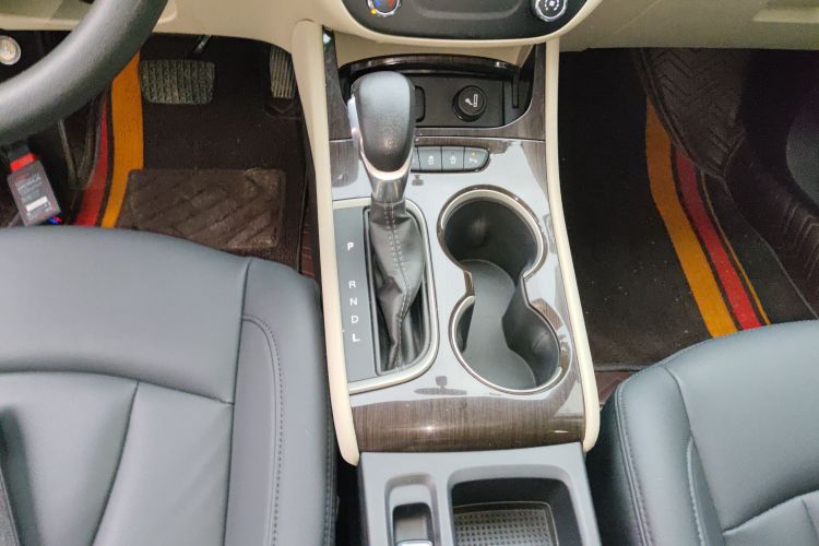 别克 威朗 2019款 三厢 15S 自动进取型局部细节18