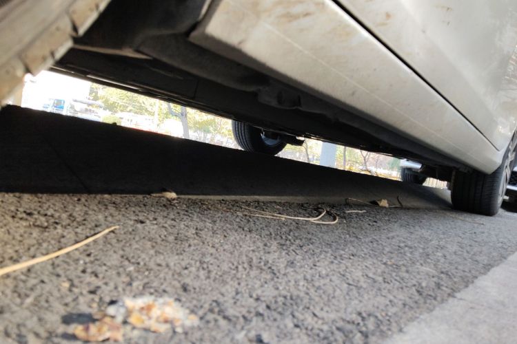 标致408 2018款 350THP 自动豪华版局部细节9004