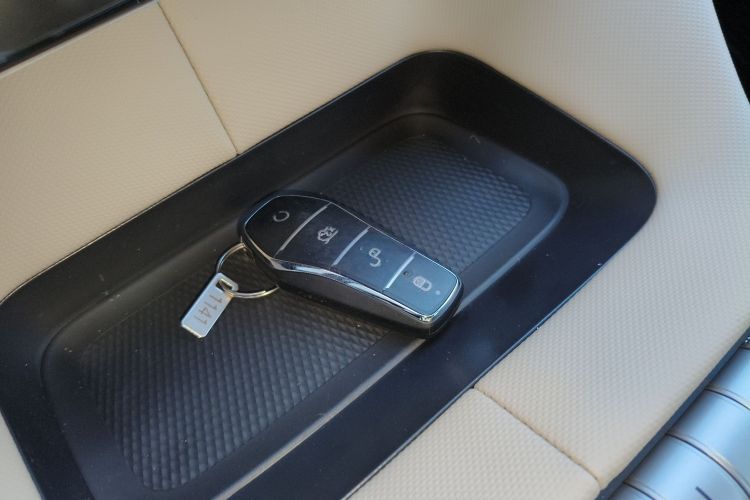 比亚迪 海豚 2025款 420km 自由版中控内饰7001