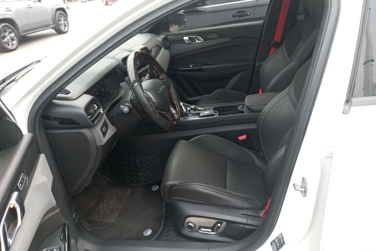 领克03 2021款 2.0TD 自动劲 冠军版中控内饰19