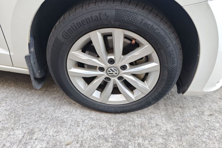 大众 2018款 途安L 280TSI DSG舒适版 7座 国V车身外观10