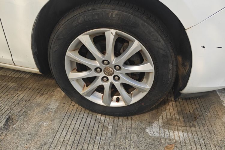 别克 英朗 2013款 XT 1.6L 自动时尚版车身外观6007