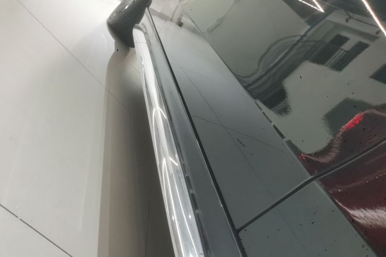 奔驰C级 2022款 C 260 L 运动版局部细节9001