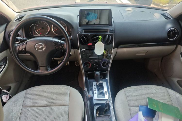 马自达6 2012款 2.0L 自动时尚型中控内饰12