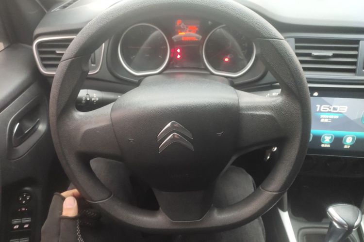 雪铁龙C3-XR 2018款 1.6L 自动时尚型局部细节13