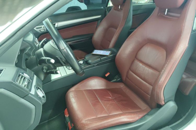 奔驰E级(进口) 2014款 E 200 轿跑版中控内饰19